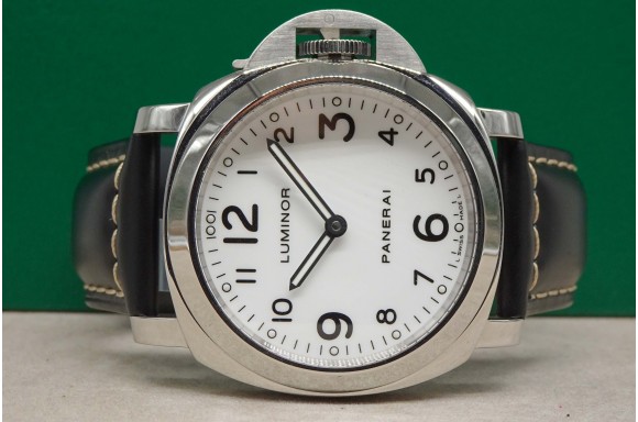 Panerai Luminor Base...