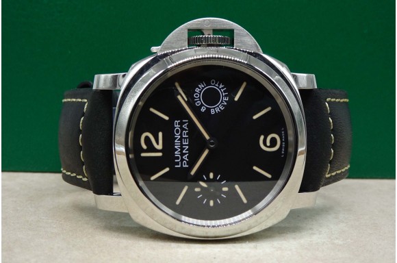copy of Panerai Luminor 8...