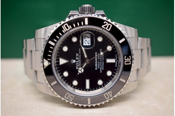 Rolex Submariner Date...