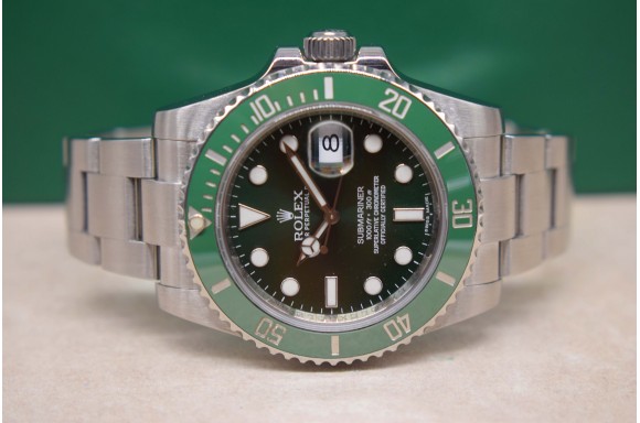 Rolex Submariner Date...
