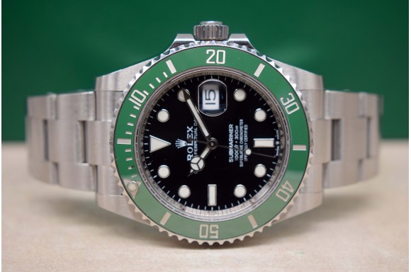 Rolex Submariner Date...