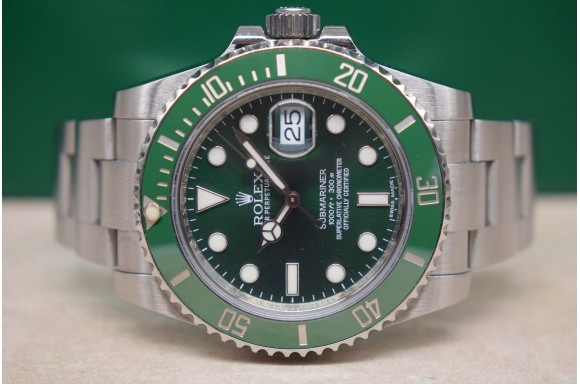 Rolex Submariner Date...