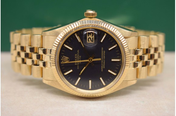Rolex Oyster Perpetual Date...