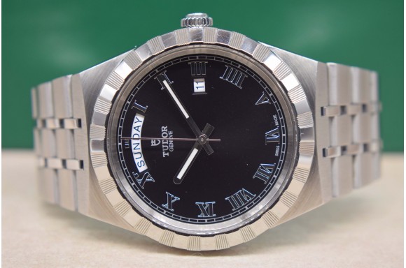 Tudor 28600 Luna Full set...
