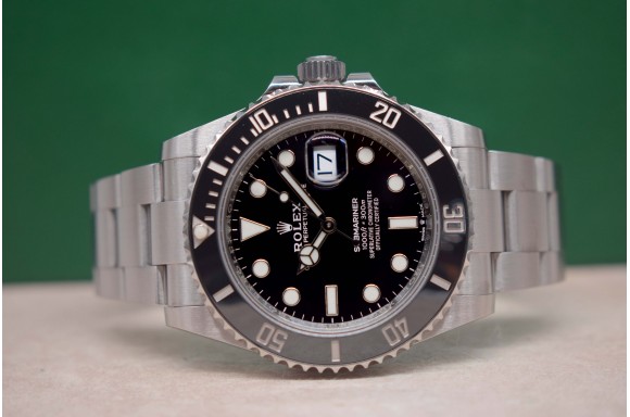 Rolex Submariner 126610LN...